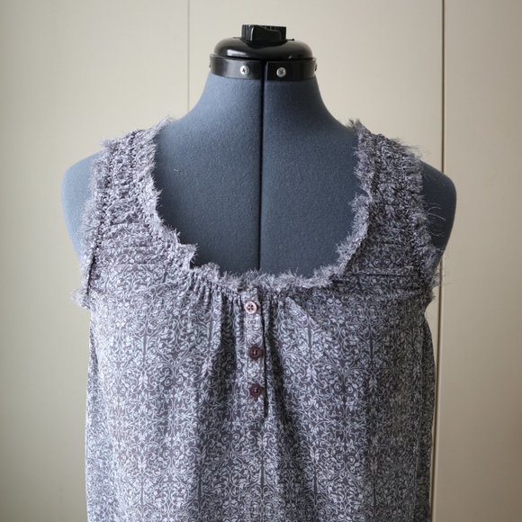 Armani Exchange Sleeveless Blouse - Picture 5 of 11